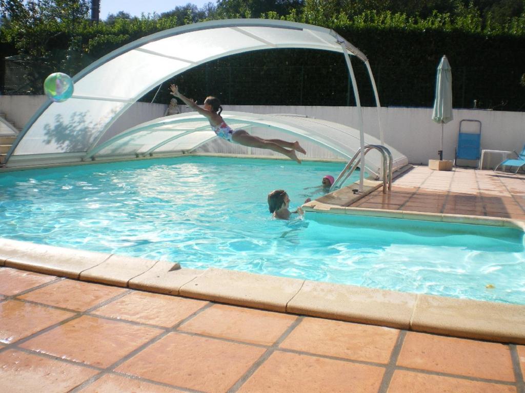 Chambres D'Hotes Moulin De Rigoulieres Saint-Sylvestre-sur-Lot Luaran gambar